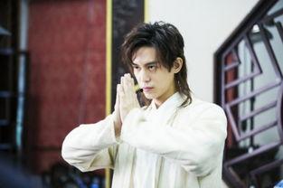 陈楚河最新爆料,娱乐圈背后的惊人真相 第2张 陈楚河最新爆料,娱乐圈背后的惊人真相 第2张